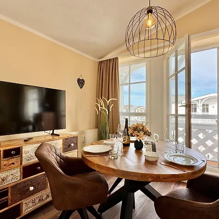 Stilvolle Mit Balkon Und Wlan In *